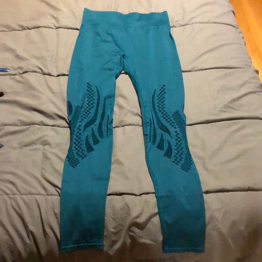 Fabletics workout leggings